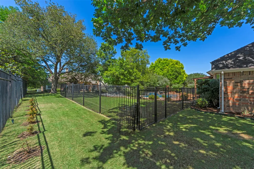 5805 Glenmore Drive Parker, TX 75002