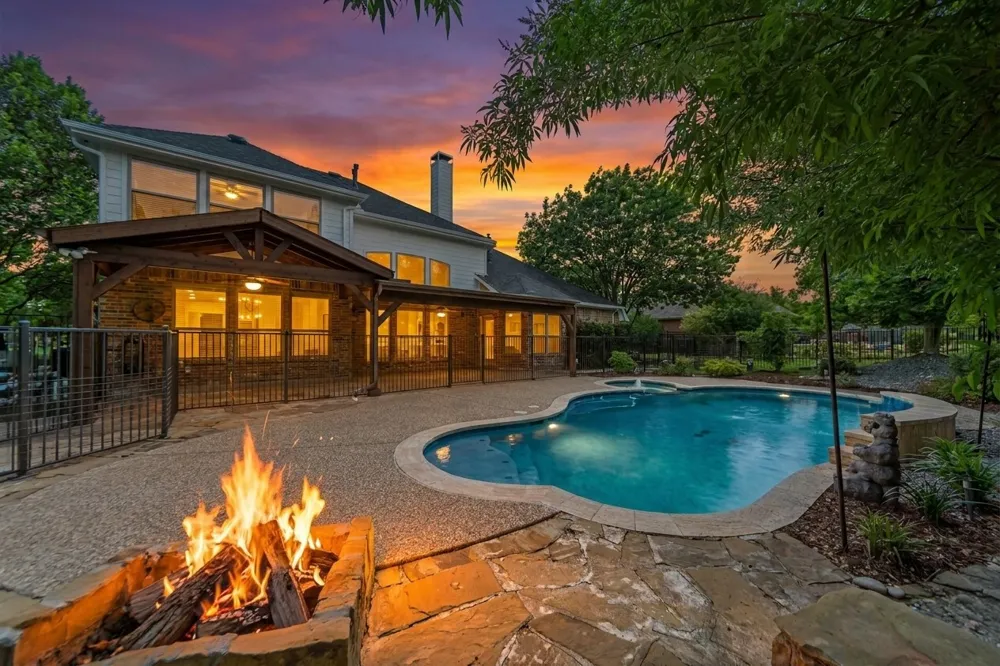 5805 Glenmore Drive Parker, TX 75002
