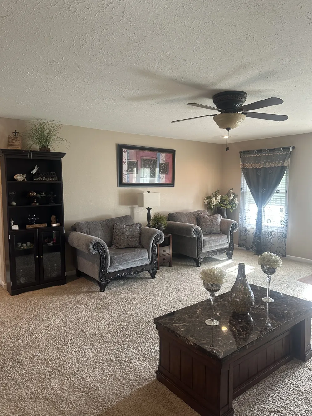 59 Eiffel Tower Ln Paris, TN 38242