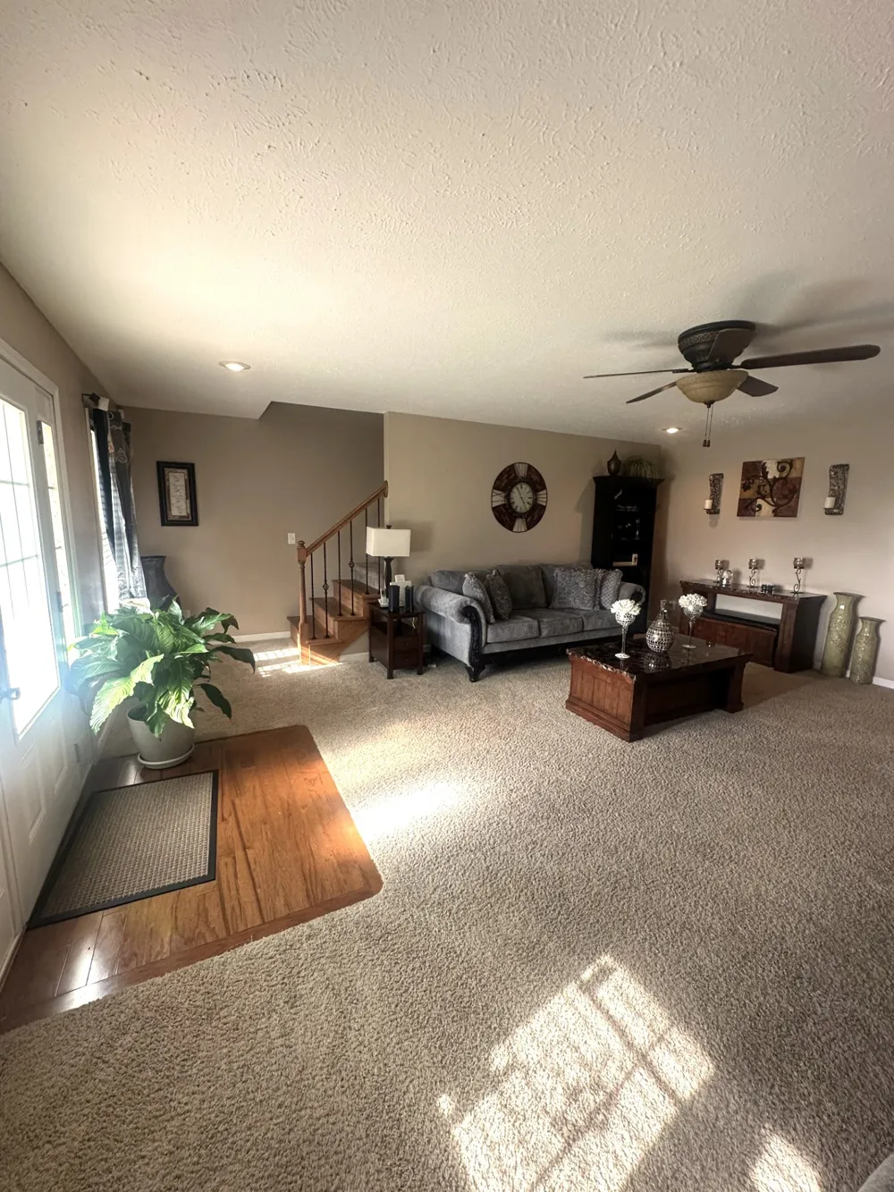 59 Eiffel Tower Ln Paris, TN 38242