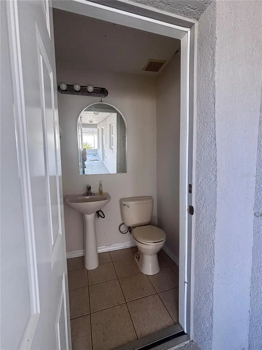 1912 MANATEE DR Poinciana, FL 34759