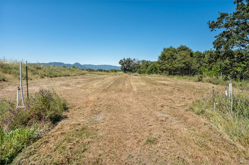 13000 Buckman Drive Hopland, CA 95449