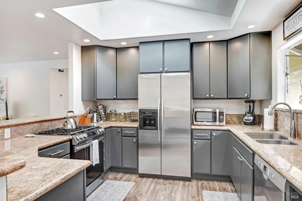 820 Warm Springs Road Kenwood, CA 95452