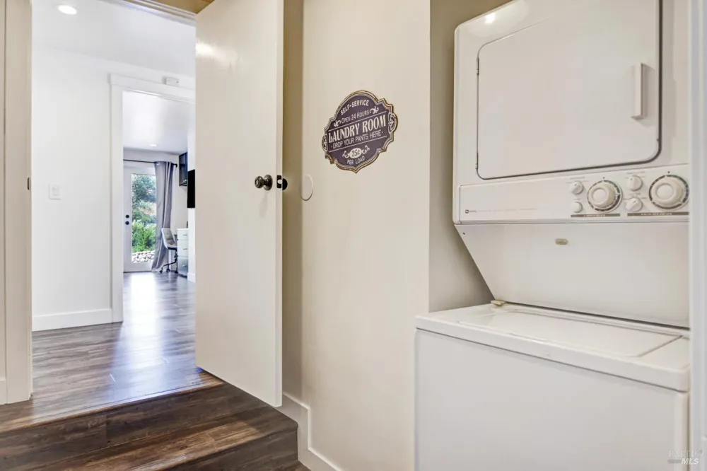 820 Warm Springs Road Kenwood, CA 95452