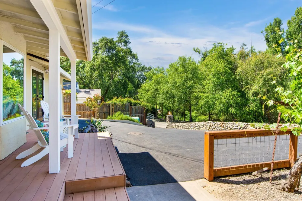 820 Warm Springs Road Kenwood, CA 95452