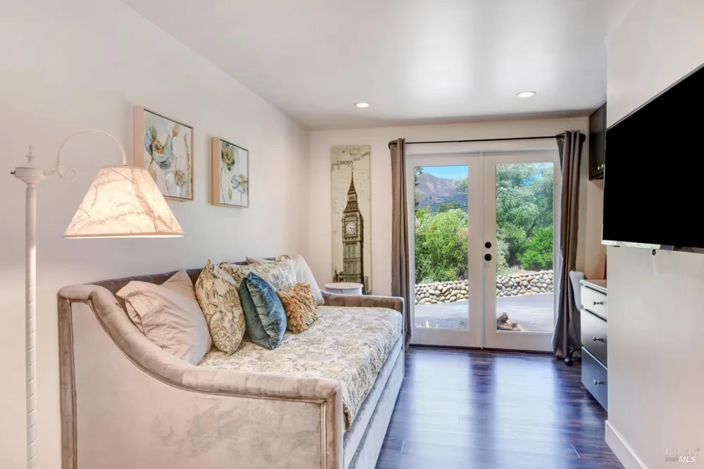 820 Warm Springs Road Kenwood, CA 95452