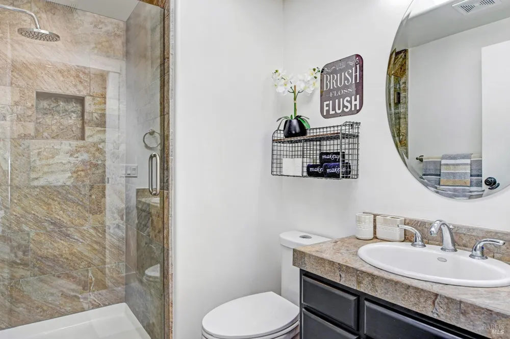 820 Warm Springs Road Kenwood, CA 95452