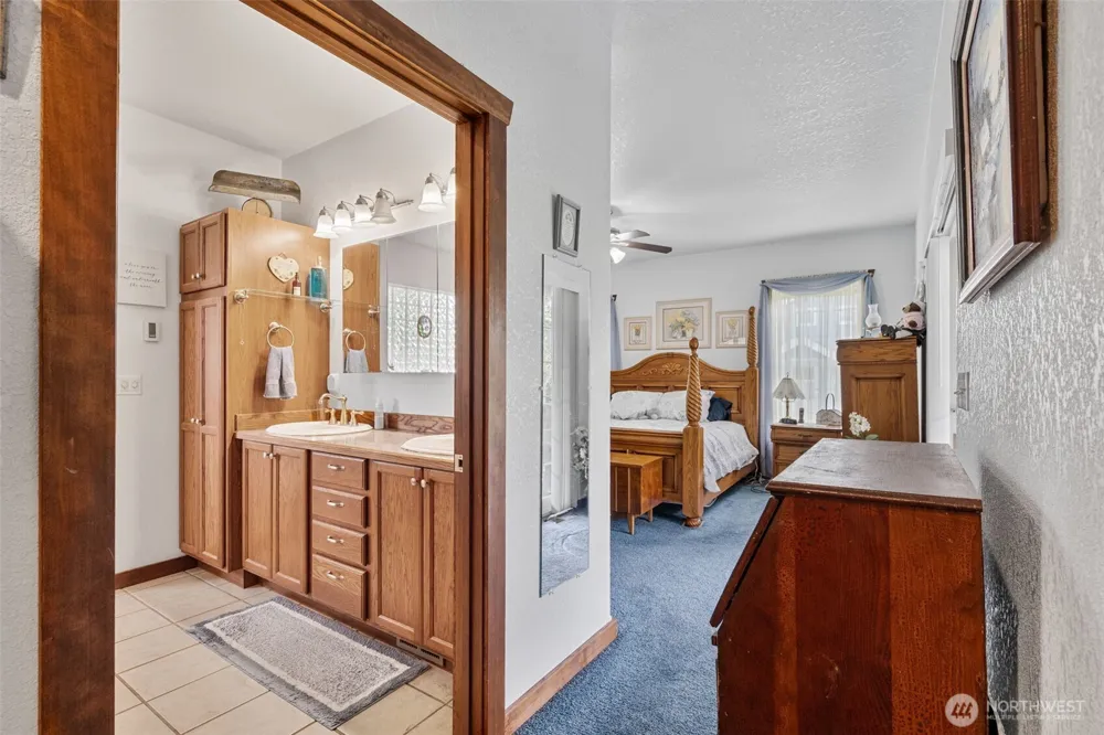 2716 Foron Road Centralia, WA 98531