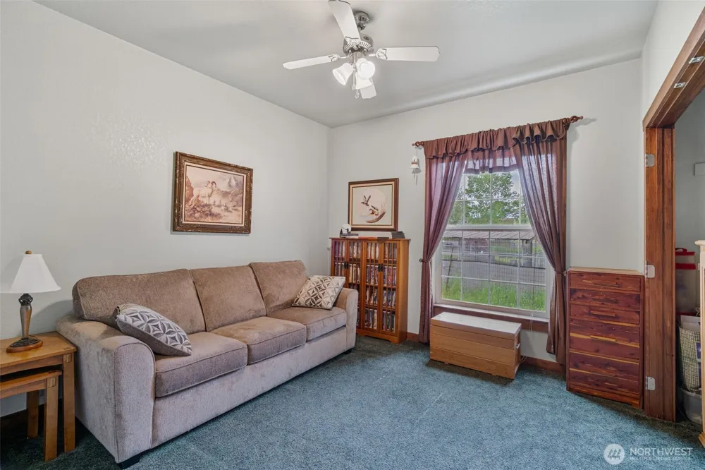 2716 Foron Road Centralia, WA 98531