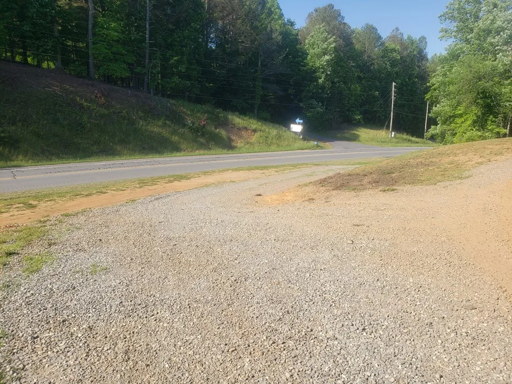 5842 Us Hwy 64 W Brasstown, NC 28902