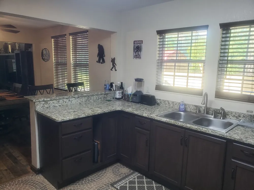5842 Us Hwy 64 W Brasstown, NC 28902