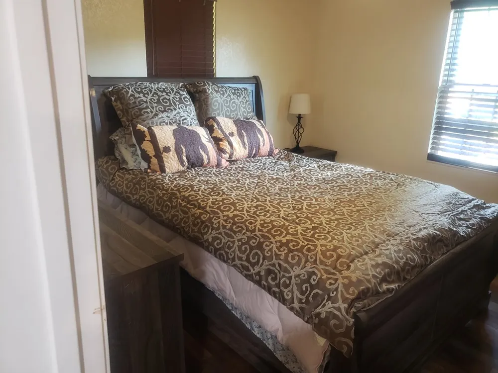 5842 Us Hwy 64 W Brasstown, NC 28902