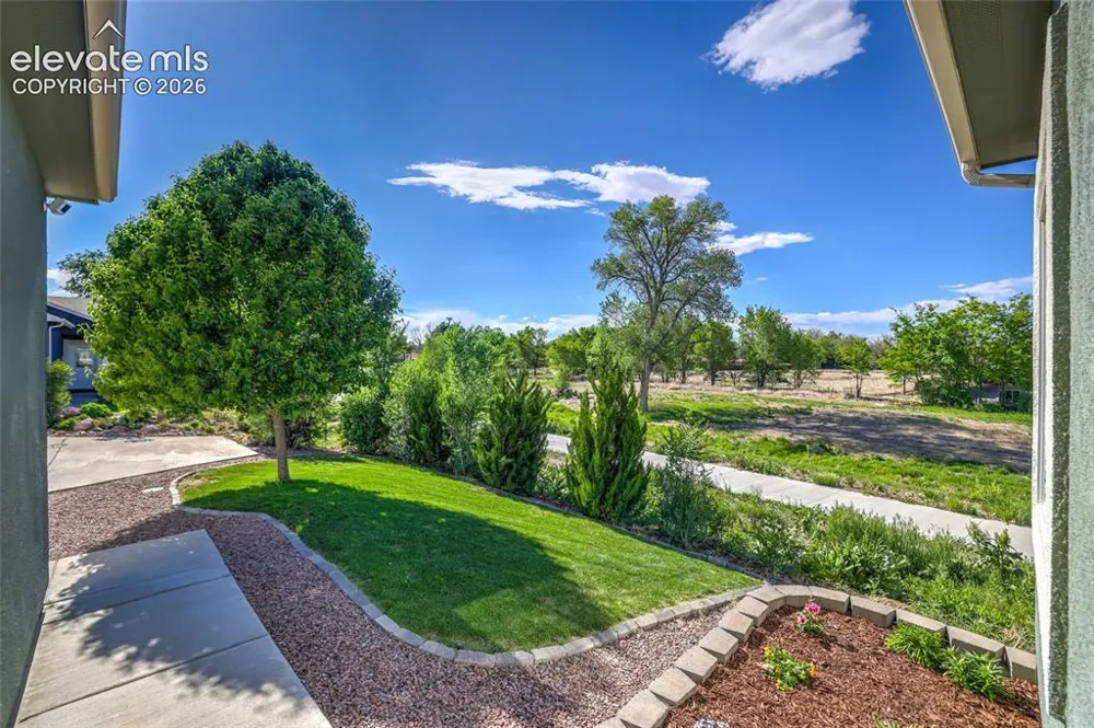 2205 HIghland Avenue Pueblo, CO 81004