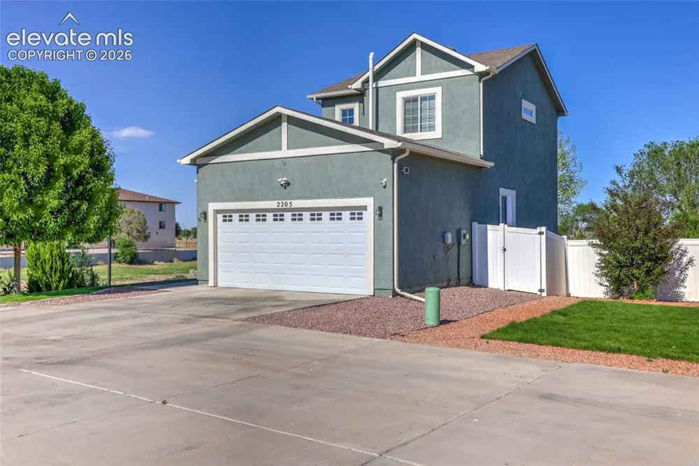 2205 HIghland Avenue Pueblo, CO 81004
