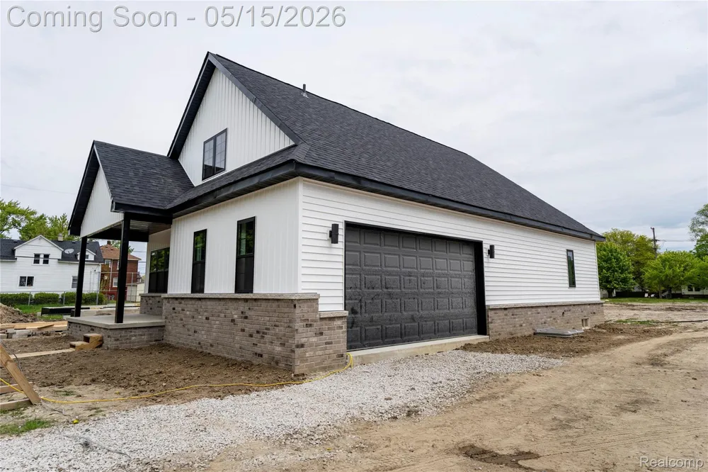 3551 7th Street Wyandotte City, MI 48192