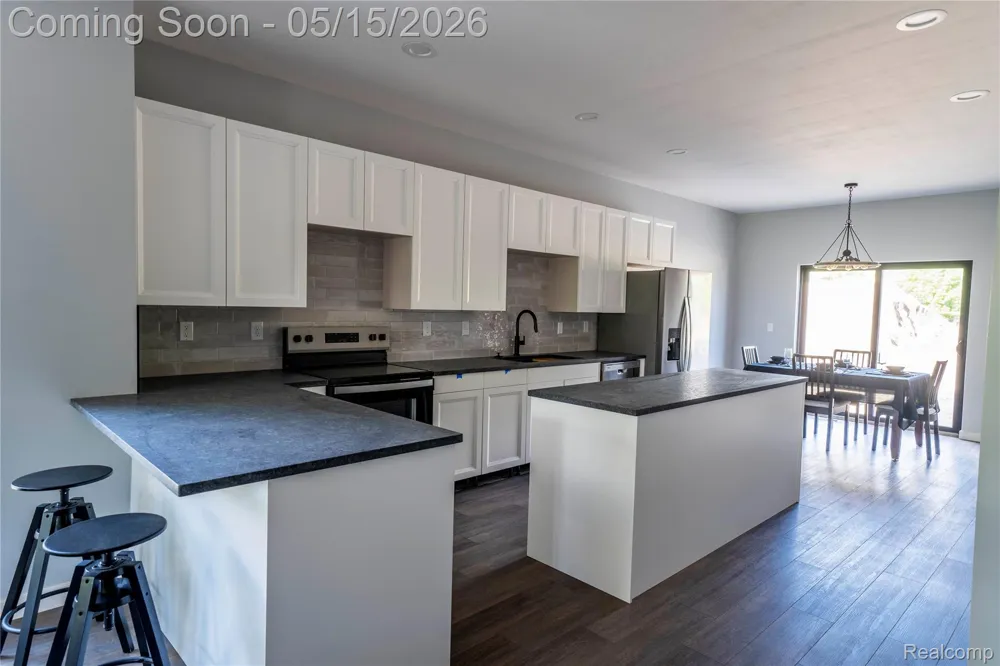 3551 7th Street Wyandotte City, MI 48192