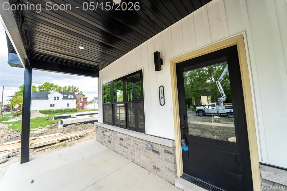 3551 7th Street Wyandotte City, MI 48192