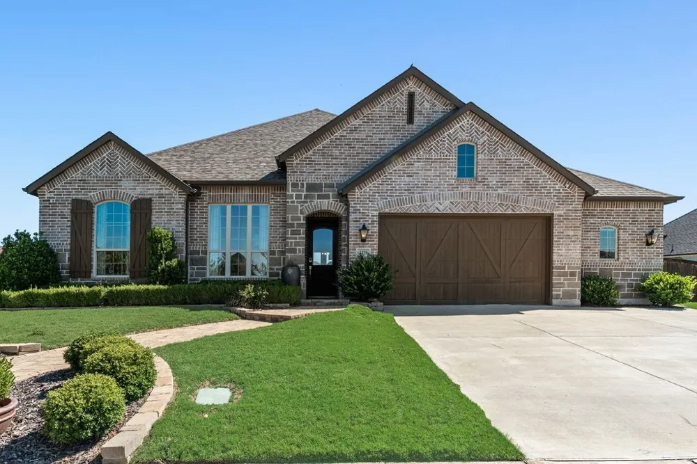 1418 Via Toscana Lane McLendon Chisholm, TX 75032