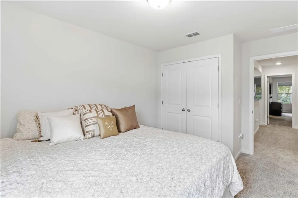 5321 Glade Park Drive Lilburn, GA 30047