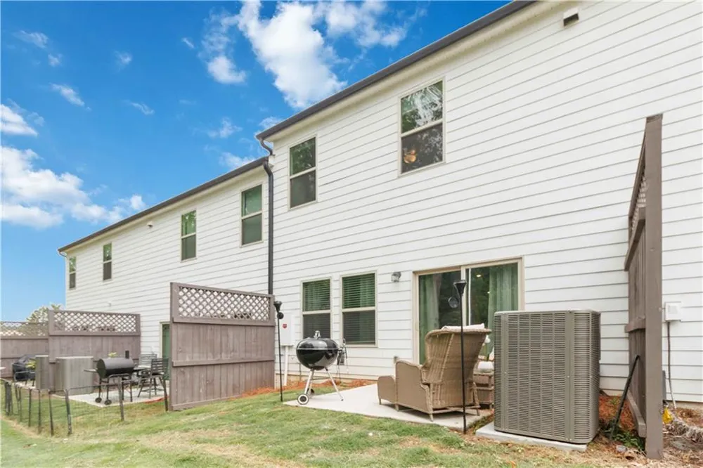 5321 Glade Park Drive Lilburn, GA 30047
