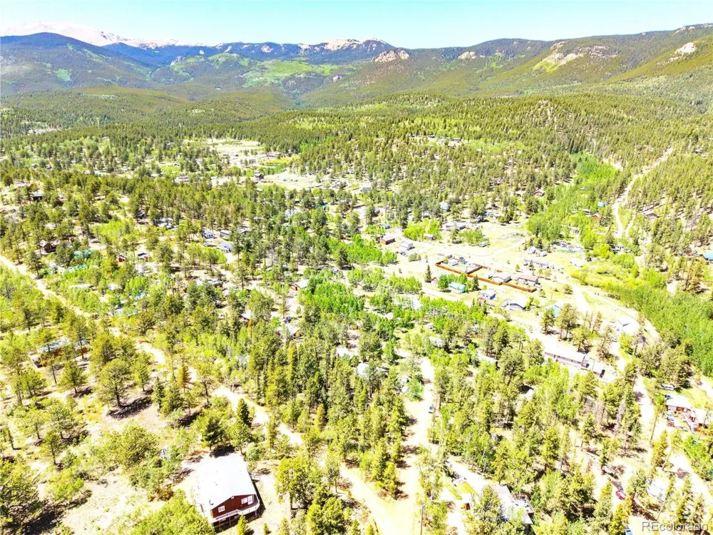 33 Smith Street Bailey, CO 80421