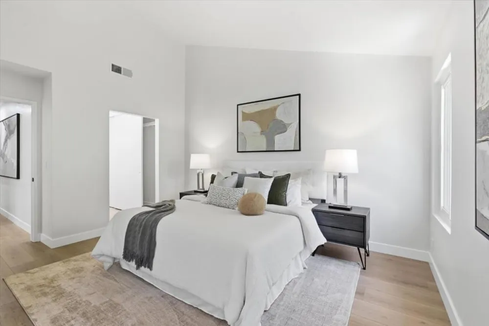 10157 Camberley Lane Cupertino, CA 95014