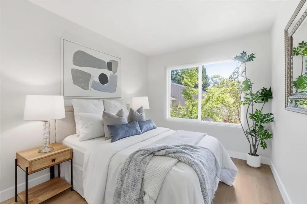 10157 Camberley Lane Cupertino, CA 95014
