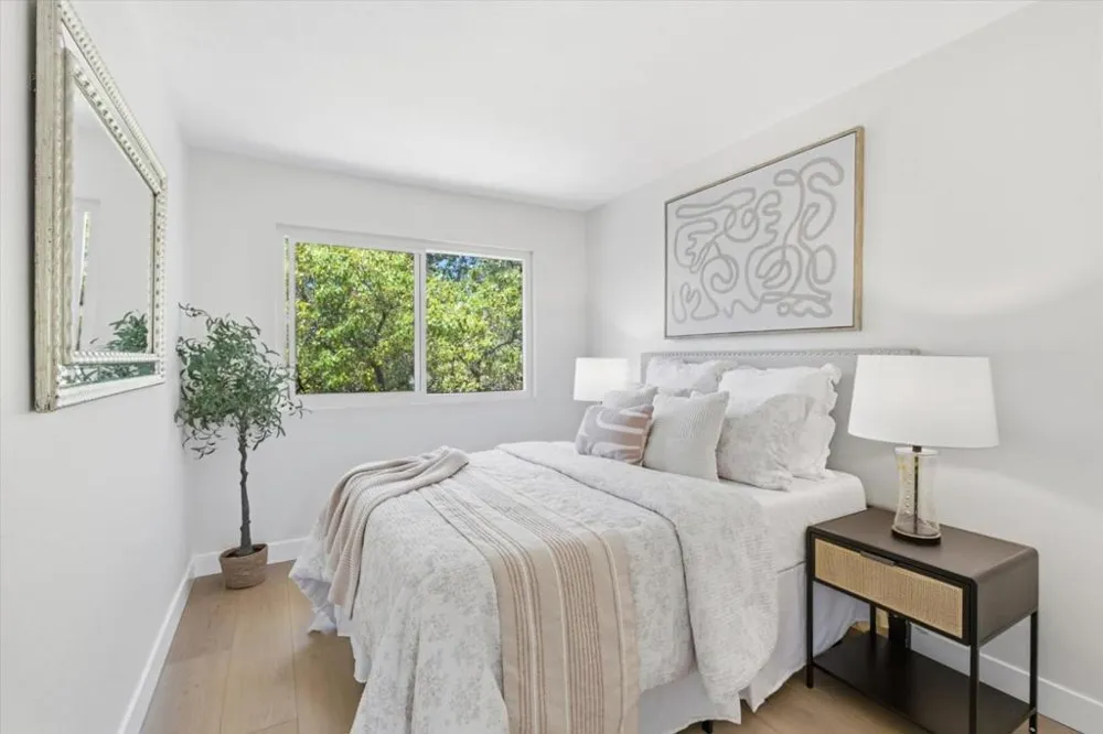 10157 Camberley Lane Cupertino, CA 95014
