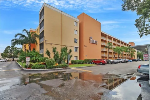 E. Mall Dr #Apt. 101