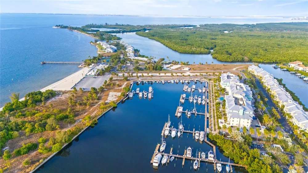 611 DESTINY DRIVE #307 Ruskin, FL 33570