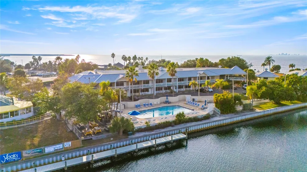 611 DESTINY DRIVE #307 Ruskin, FL 33570