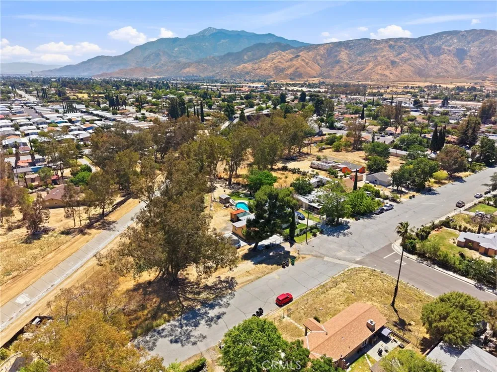 N Woodland Avenue Banning, CA 92220