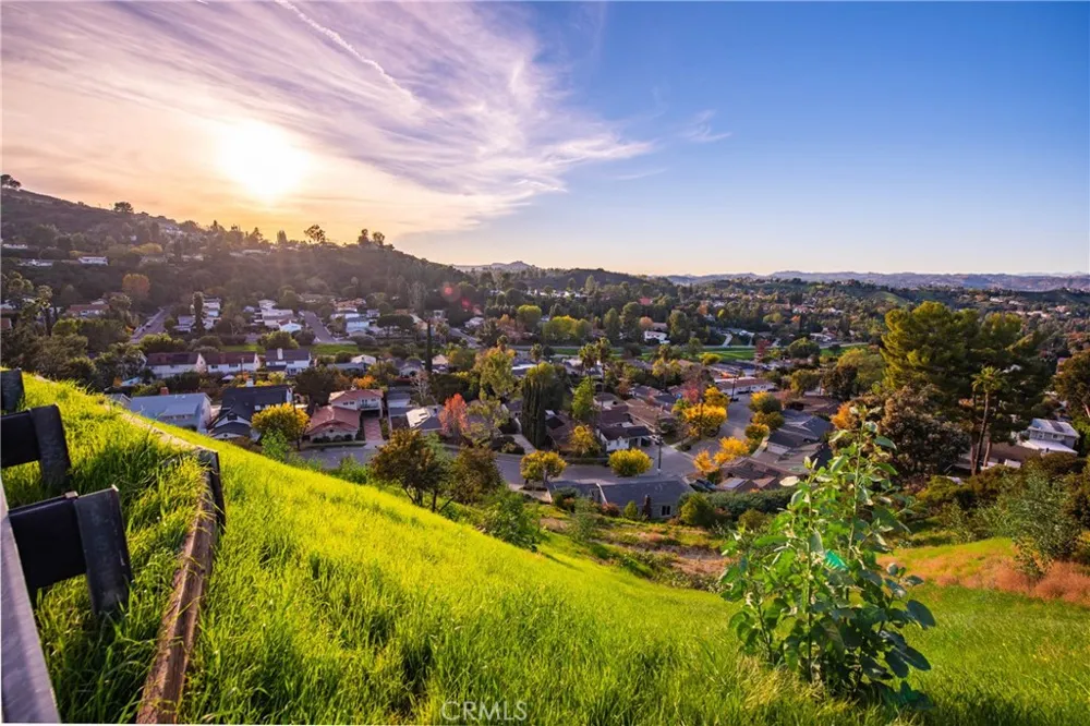 4340 SAN BLAS AVENUE Woodland Hills, CA 91364