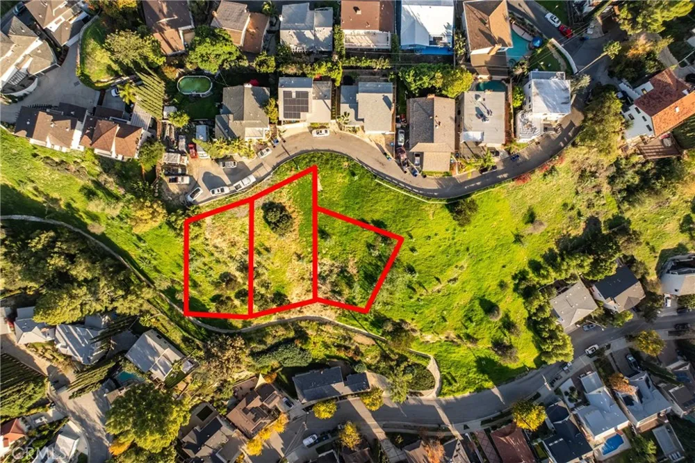 4340 SAN BLAS AVENUE Woodland Hills, CA 91364