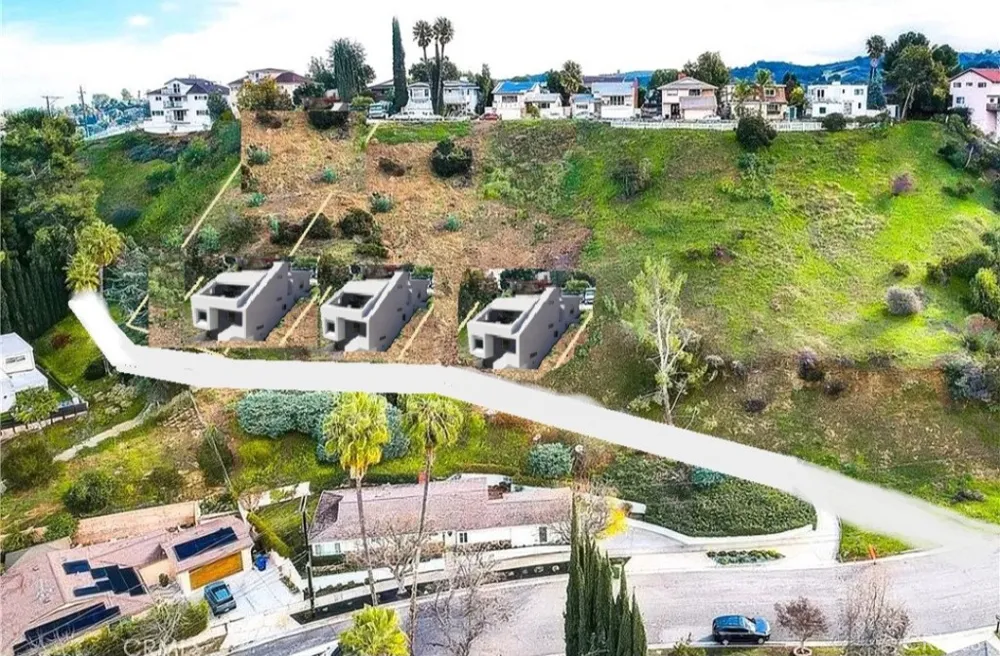 4340 SAN BLAS AVENUE Woodland Hills, CA 91364