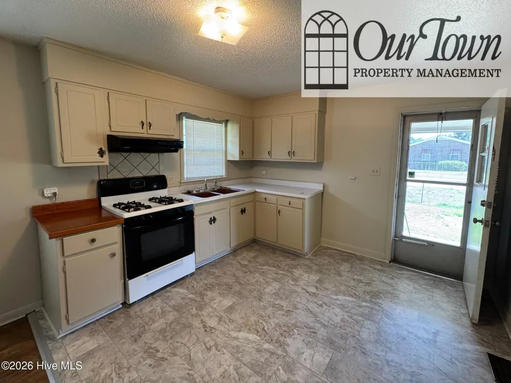 5100 White Oak Loop Wilson, NC 27893