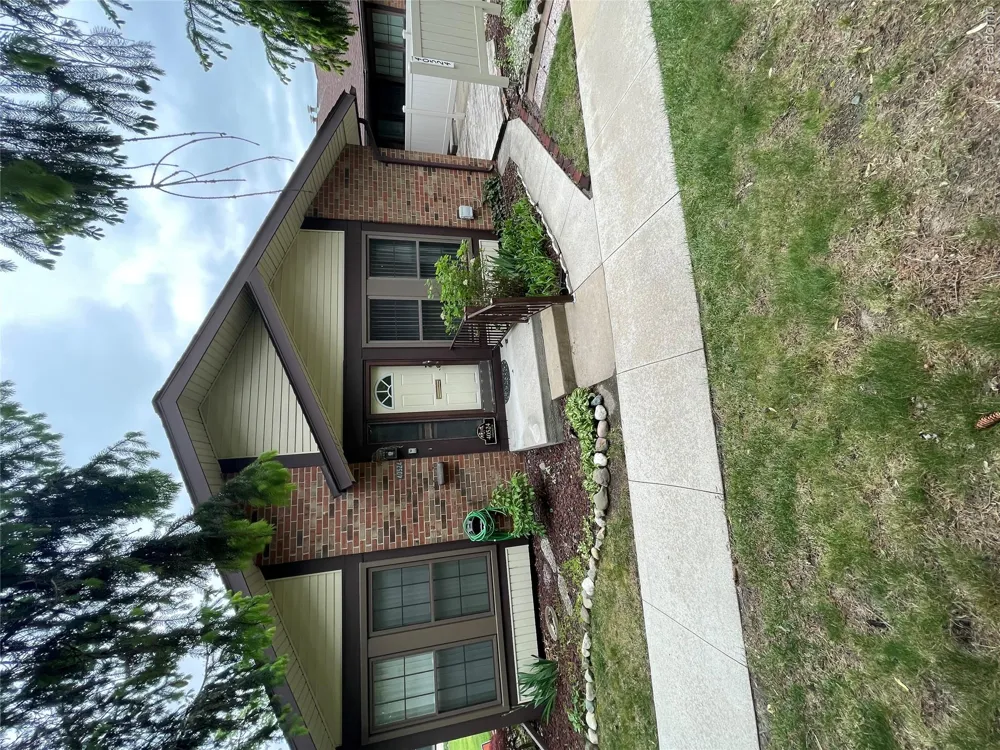 40524 Newport Drive Plymouth Charter Township, MI 48170