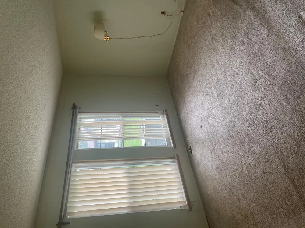40524 Newport Drive Plymouth Charter Township, MI 48170