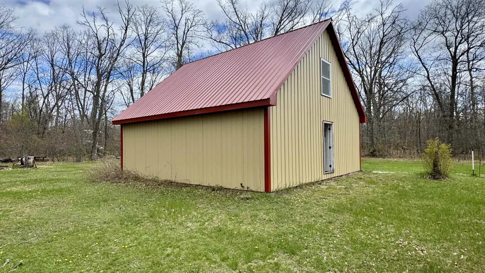1496 17 Mile Road Middle Branch Township, MI 49665