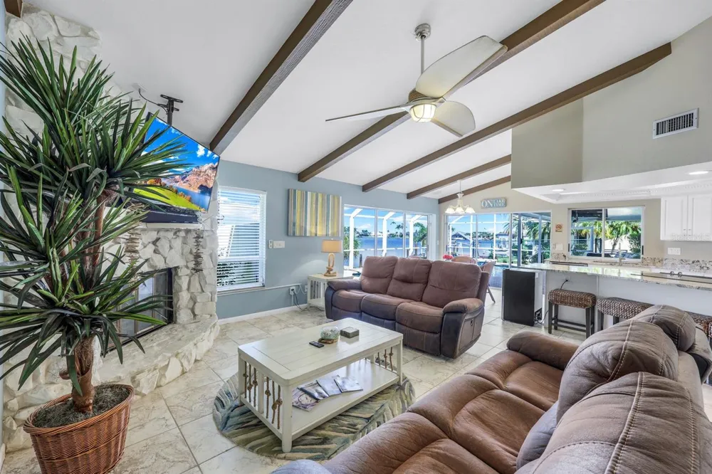 719 EL DORADO PARKWAY W Cape Coral, FL 33914
