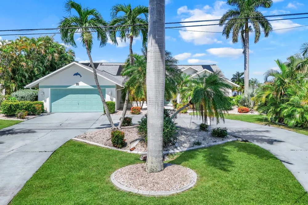 719 EL DORADO PARKWAY W Cape Coral, FL 33914
