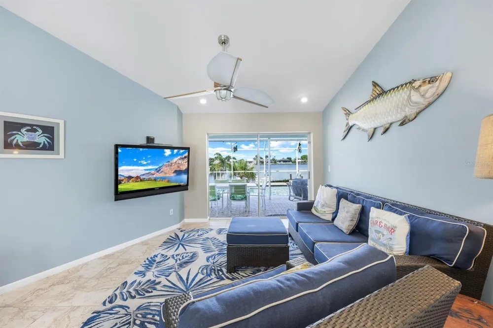 719 EL DORADO PARKWAY W Cape Coral, FL 33914