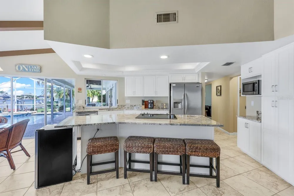 719 EL DORADO PARKWAY W Cape Coral, FL 33914