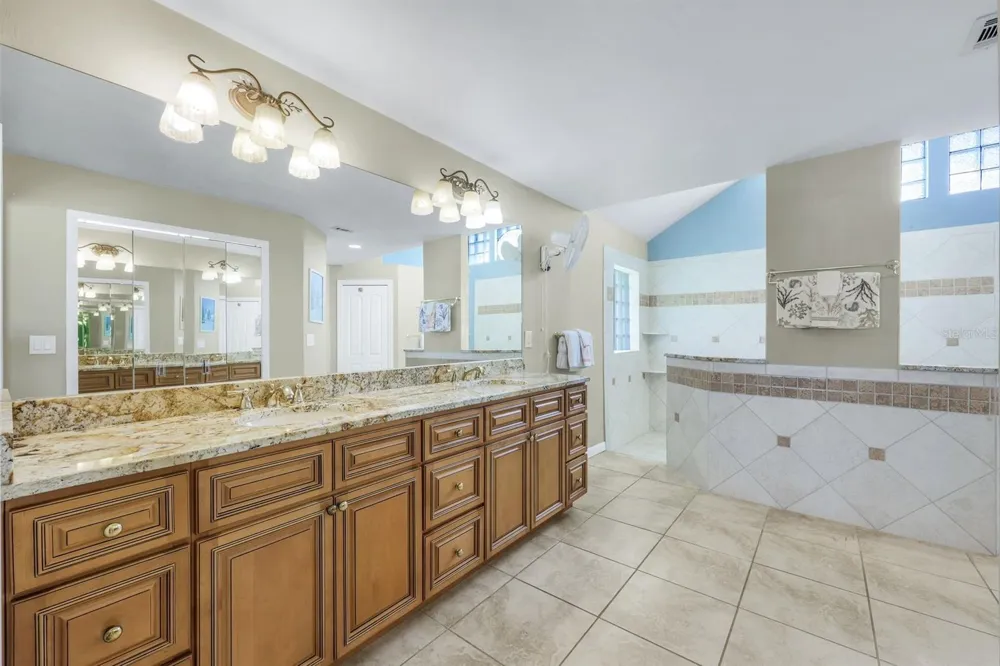 719 EL DORADO PARKWAY W Cape Coral, FL 33914