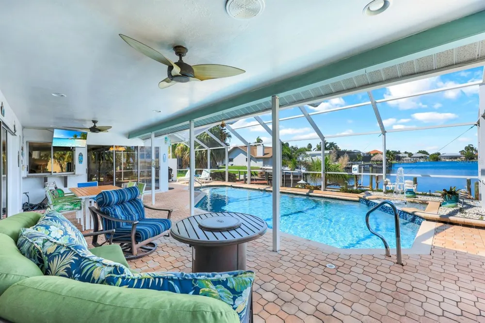 719 EL DORADO PARKWAY W Cape Coral, FL 33914