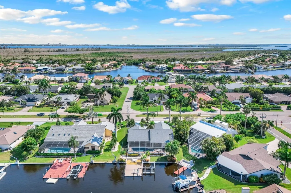 719 EL DORADO PARKWAY W Cape Coral, FL 33914