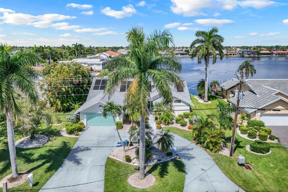 719 EL DORADO PARKWAY W Cape Coral, FL 33914