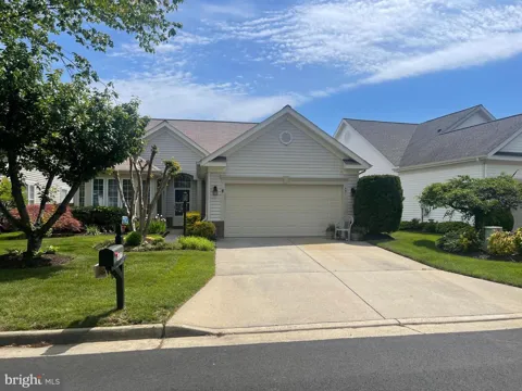 6877 SADDLE RUN WAY