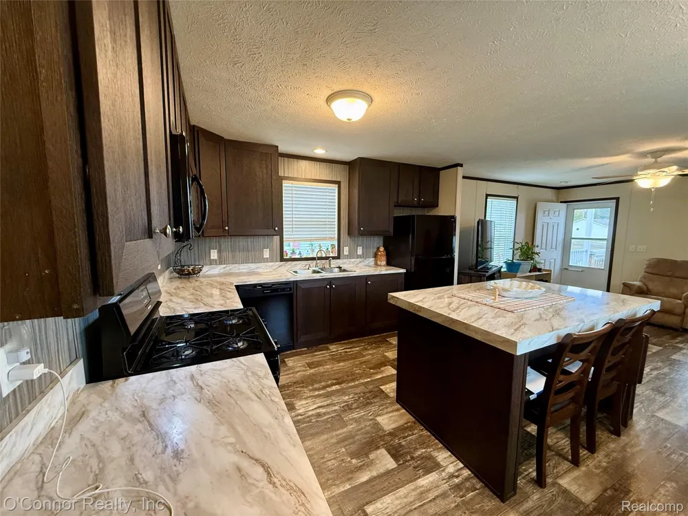 269 Westbrook Court Port Huron Charter Township, MI 48060