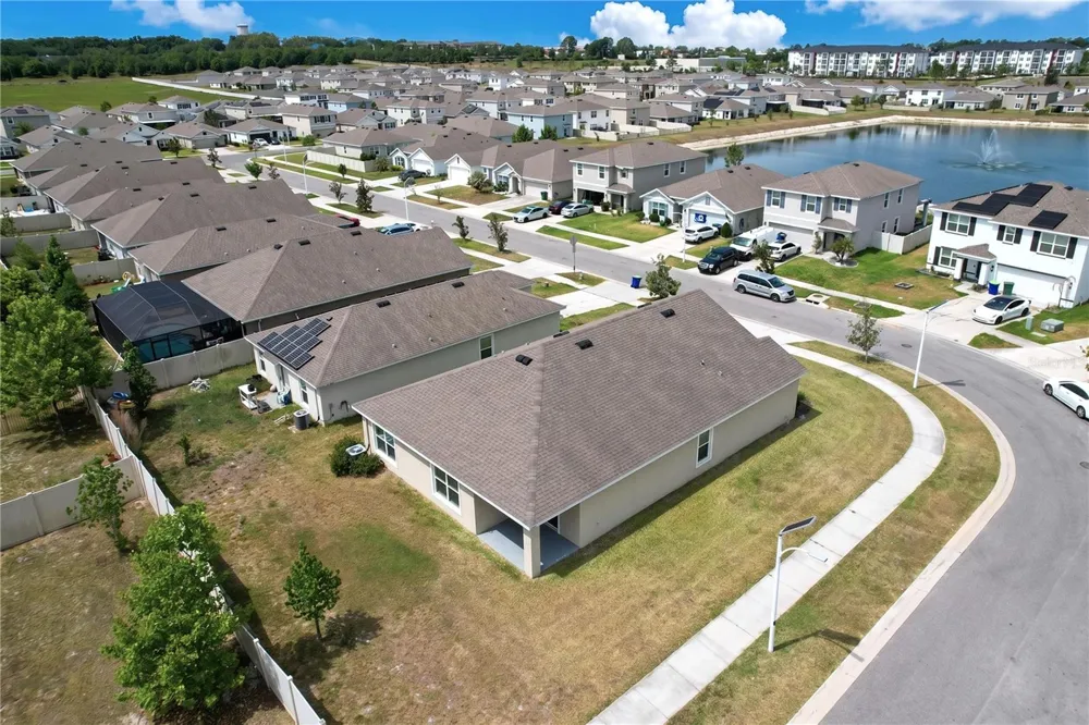7804 DAVIE RAY DRIVE Zephyrhills, FL 33540